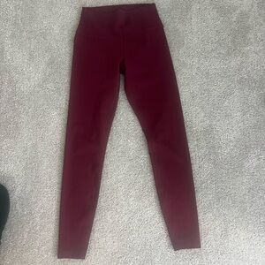 Noli yoga leggings small EUC
